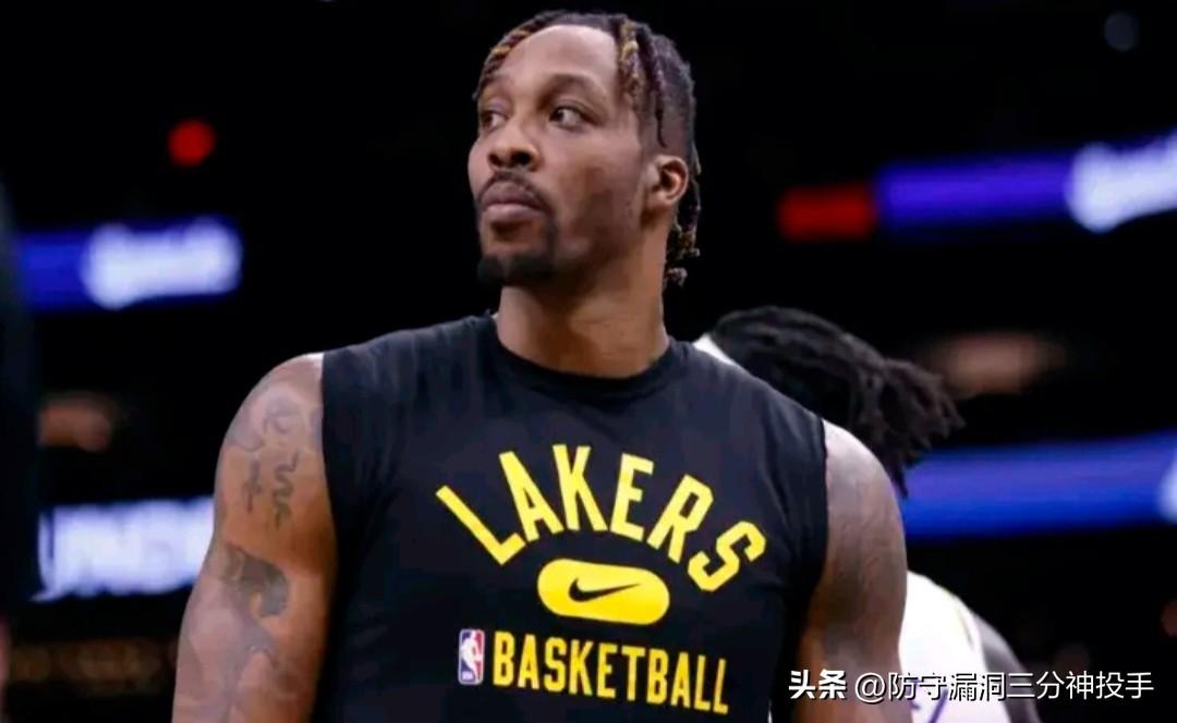 放弃签约！刚刚，勇士做了个重要决定！魔兽霍华德又被NBA拒绝！